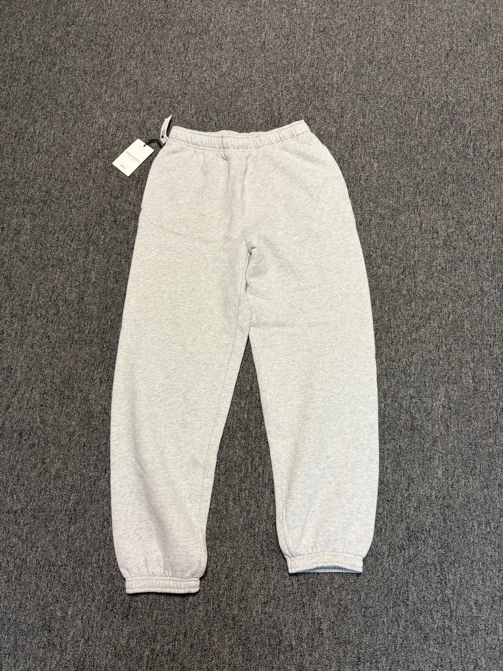 Aritzia Light Gray Elastic-Waist Joggers